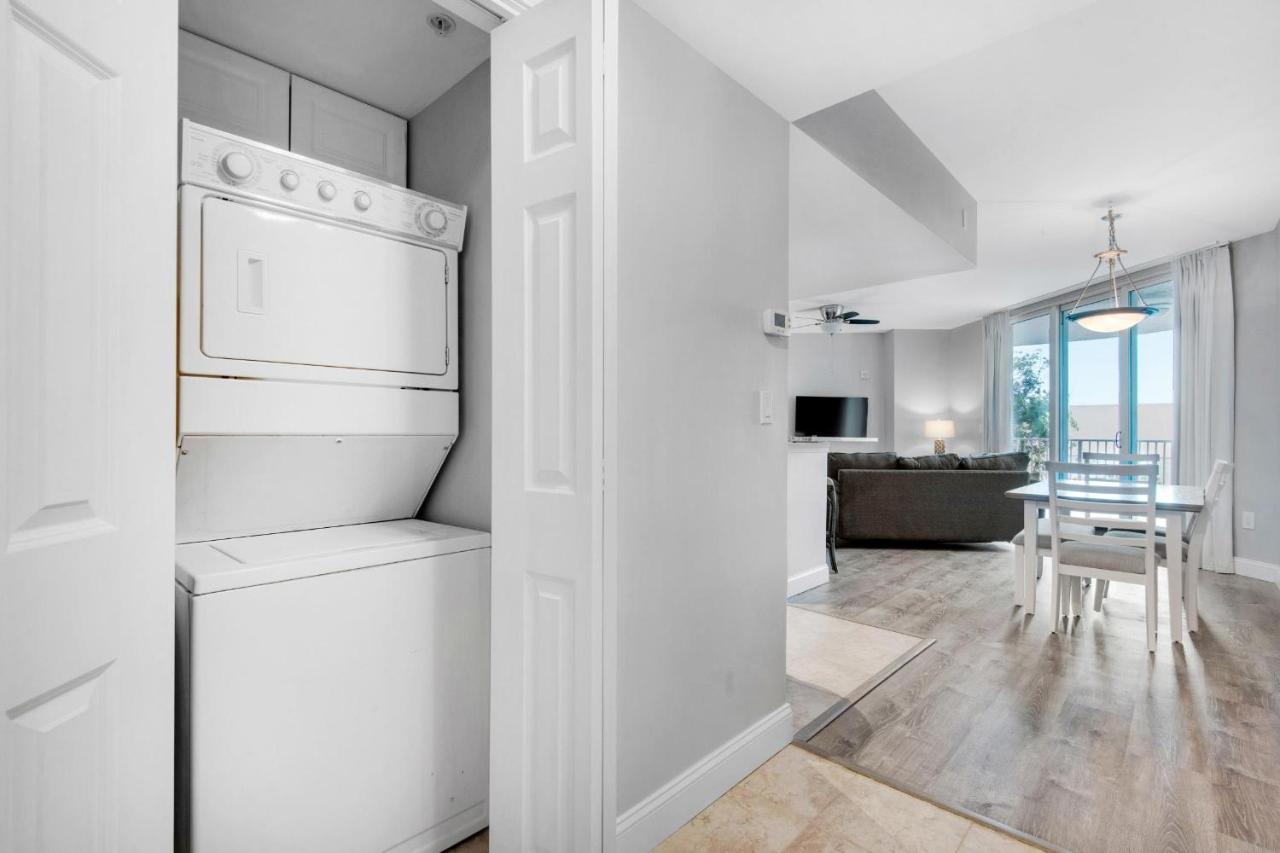 Palms #1202 Full 2 Bedroom Apartment *