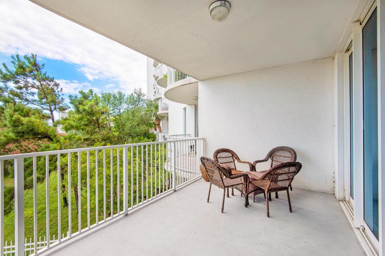 Palms #1202 Full 2 Bedroom Apartment
